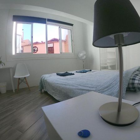 Room With Private Bathroom - Vivienda Vacacional Out Of Blue Санта-Круз-де-ла-Пальма Экстерьер фото