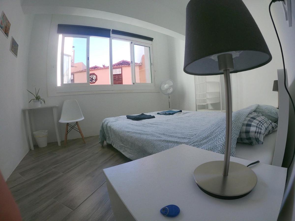 Room With Private Bathroom - Vivienda Vacacional Out Of Blue Санта-Круз-де-ла-Пальма Экстерьер фото