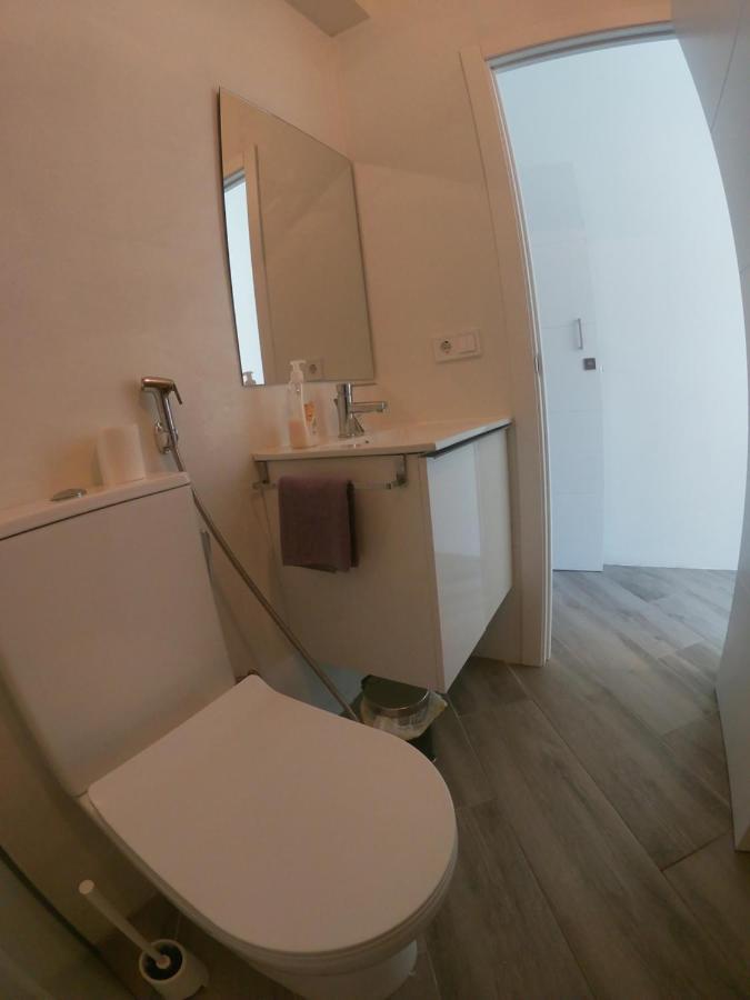 Room With Private Bathroom - Vivienda Vacacional Out Of Blue Санта-Круз-де-ла-Пальма Экстерьер фото