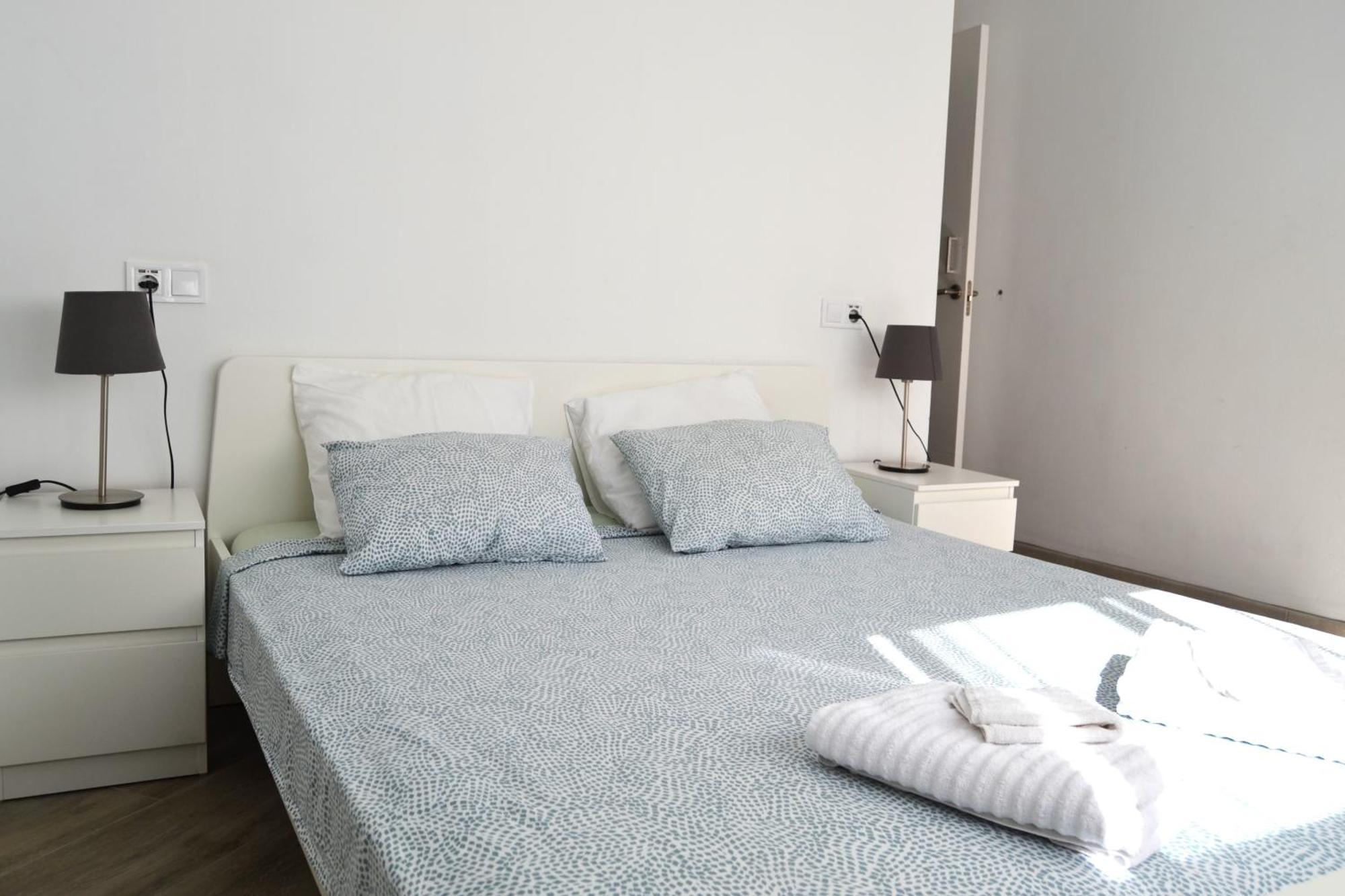 Room With Private Bathroom - Vivienda Vacacional Out Of Blue Санта-Круз-де-ла-Пальма Экстерьер фото