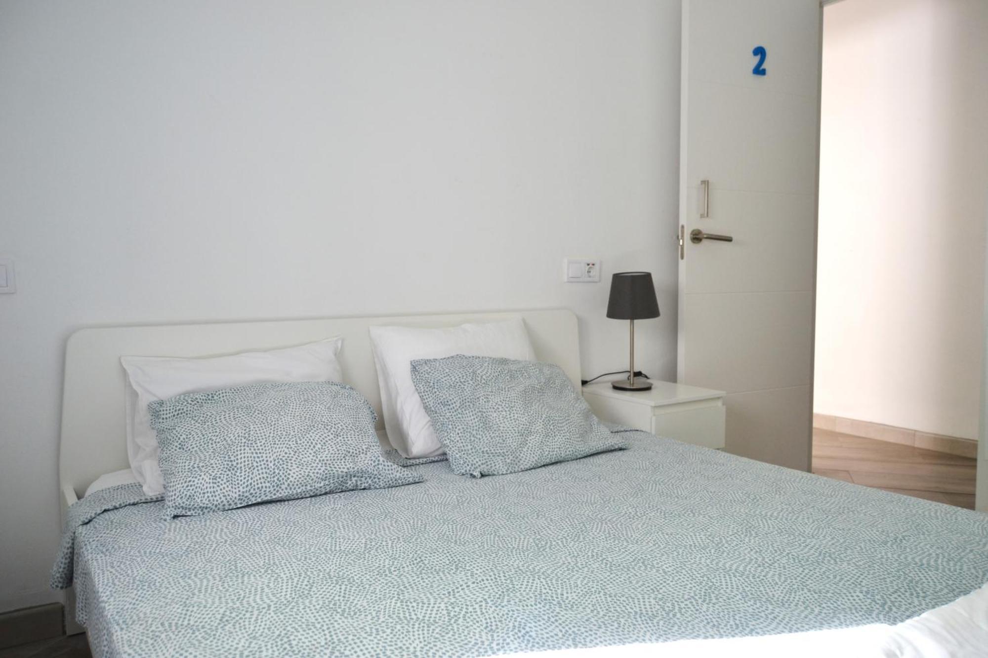 Room With Private Bathroom - Vivienda Vacacional Out Of Blue Санта-Круз-де-ла-Пальма Экстерьер фото