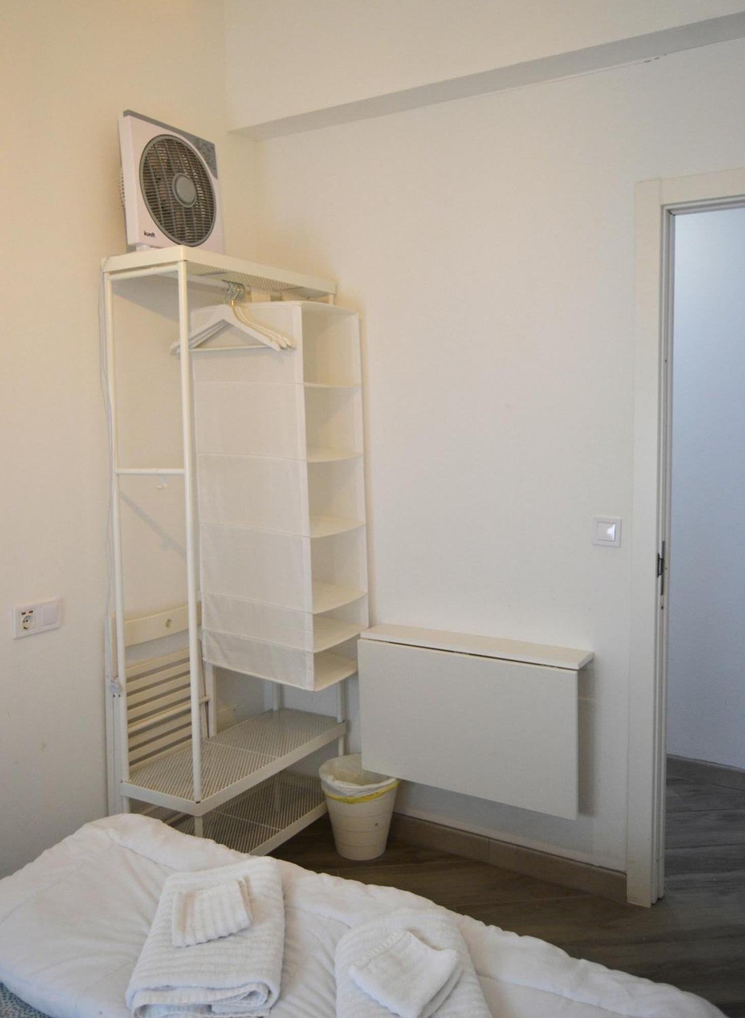 Room With Private Bathroom - Vivienda Vacacional Out Of Blue Санта-Круз-де-ла-Пальма Экстерьер фото